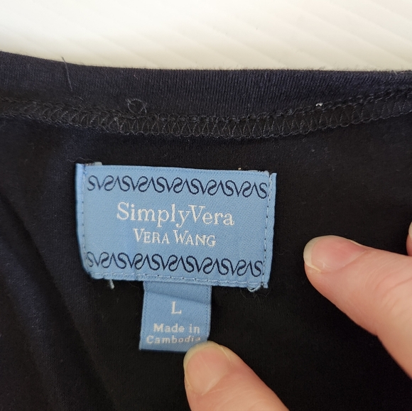 Simply Vera Vera Wang Black Sleeveless Pleated Front Top - Picture 5 of 7